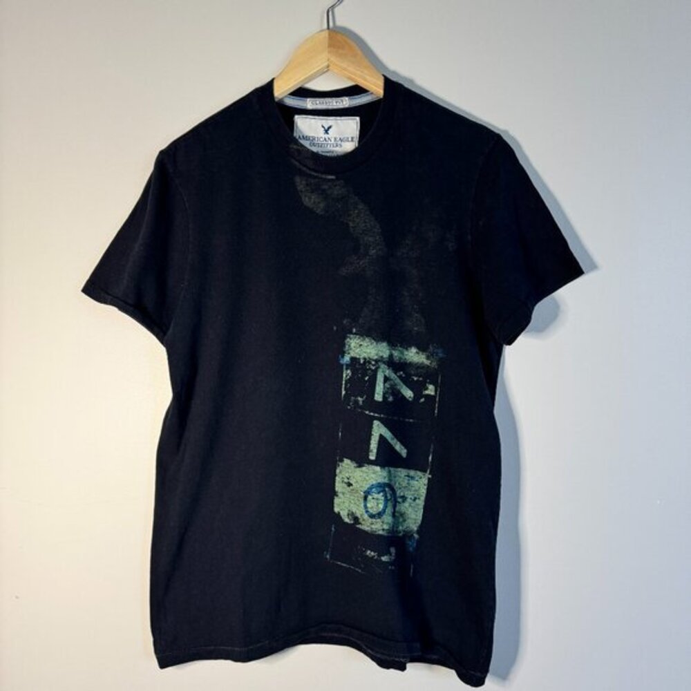Men’s American Eagle Black Y2K Short Sleeve T Graphic T Shirt Size S